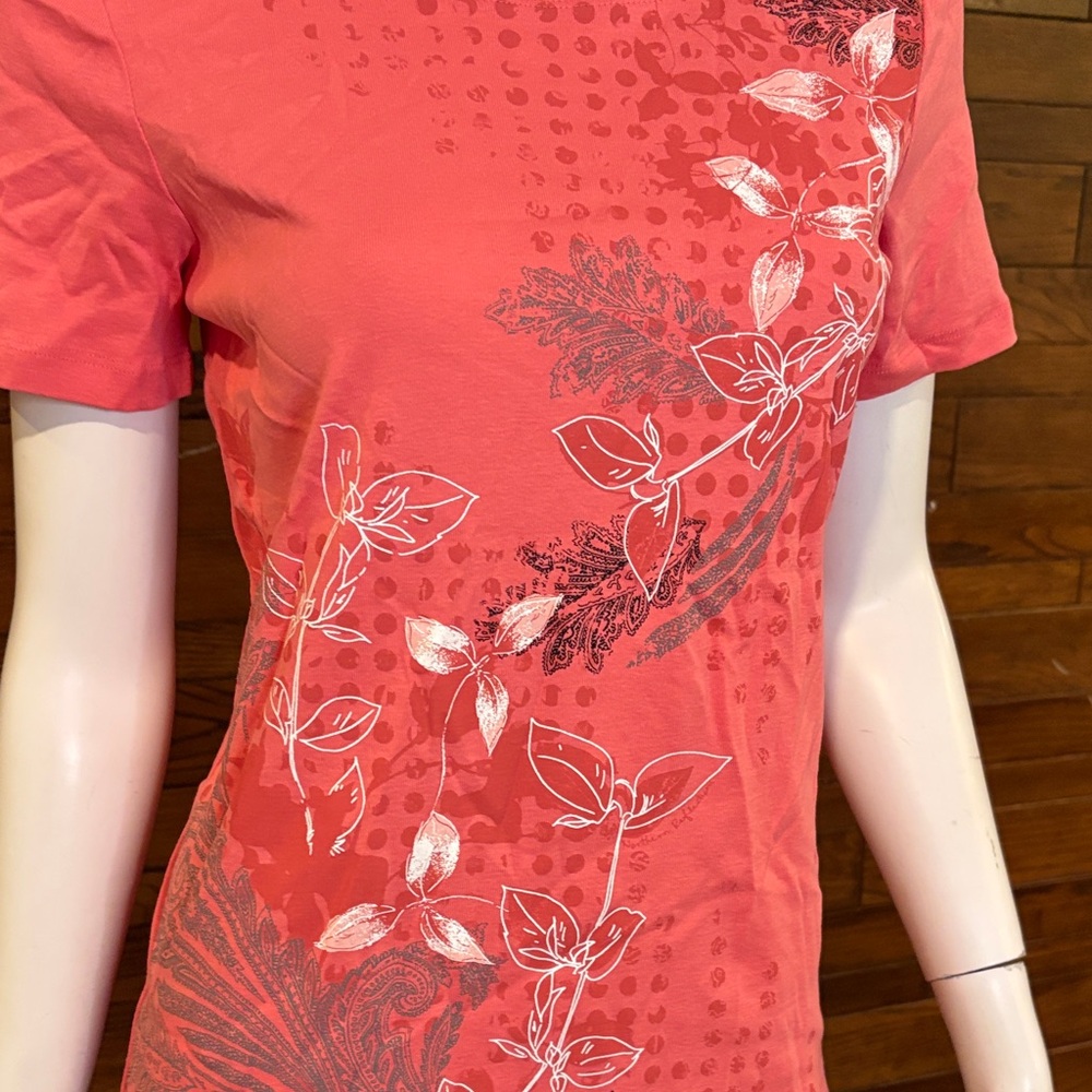 Northern Reflections Pink Floral Short Sleeve Tee - Picture 2 of 4